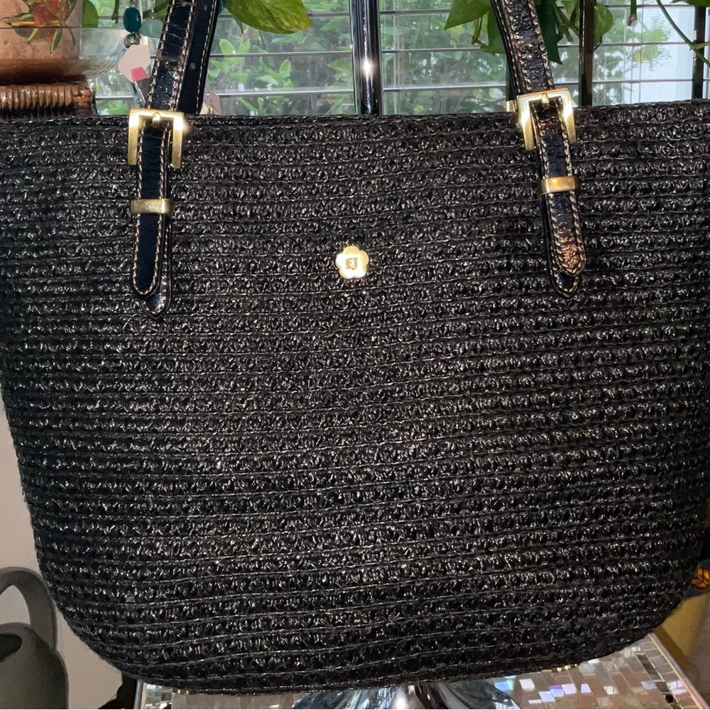 ERIC JAVITS BLACK STRAW SHOULDER BAG